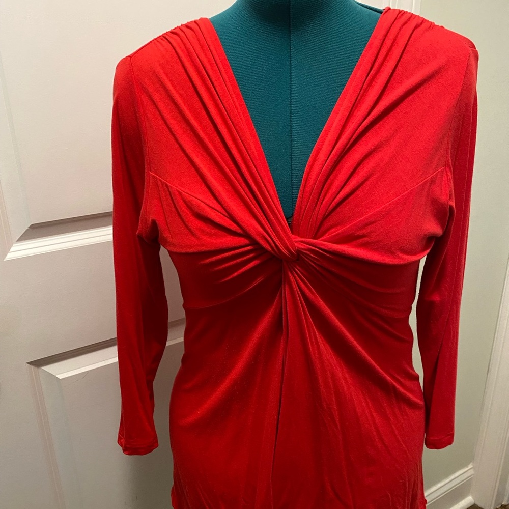 EUC Boston Proper Red knotted vneck top with ruching in Large